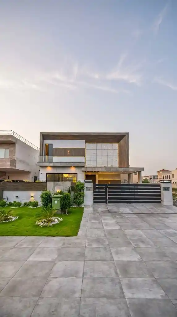 10 Marla Luxury House